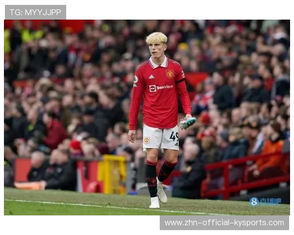 朗斯反击形成连续射门：速度与智慧的完美交响